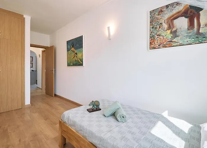 Elephant Place * Καρβοέιρο